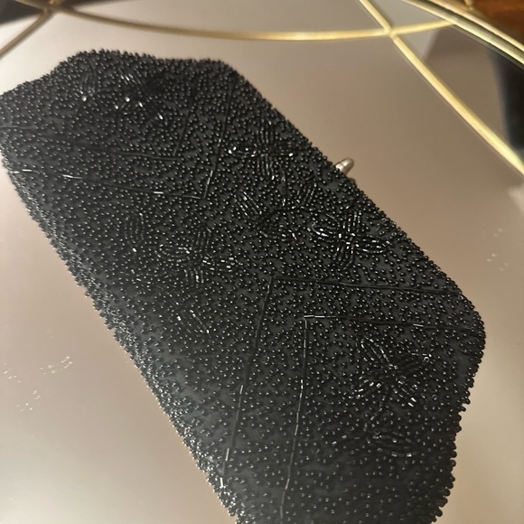 RICHERE HAND BEADED CLUTCH MADE IN JAPAN - Picture 4 of 11